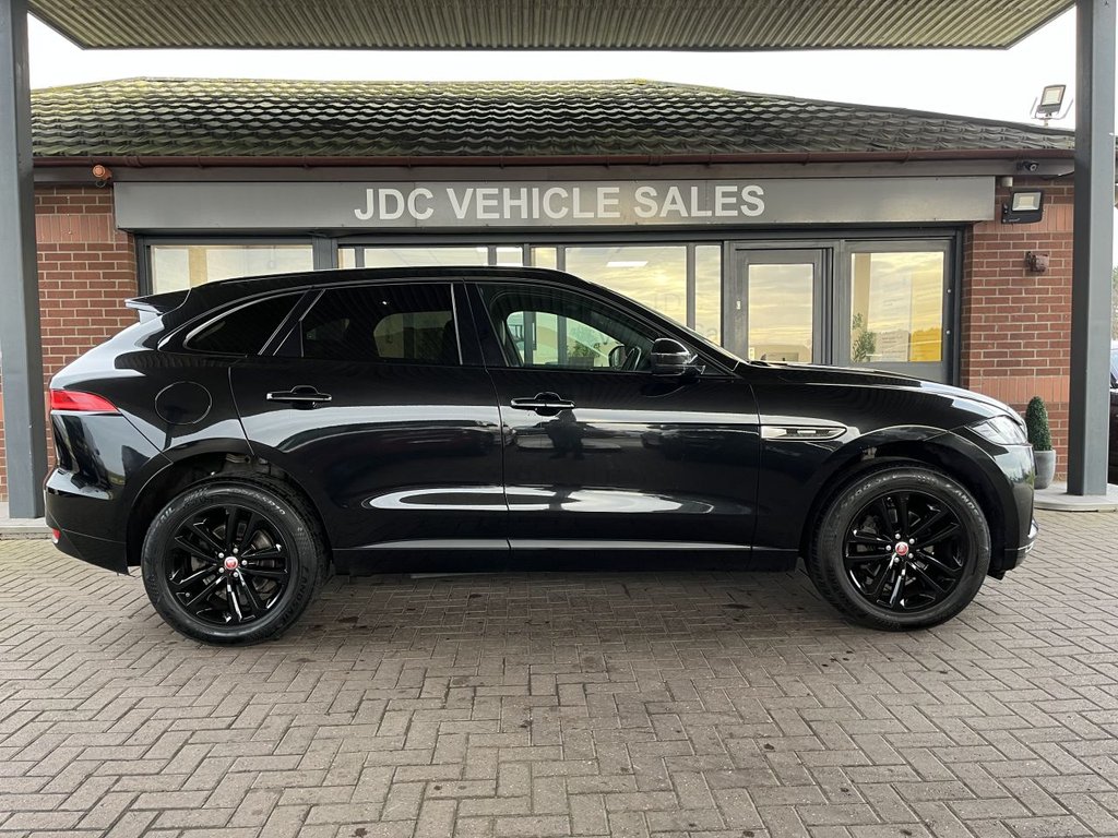 Used Jaguar F-Pace 2020 for sale - 76986132: Photo 4
