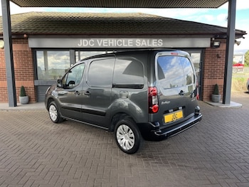 Used Citroen Berlingo 2016 for sale - 75916683: Photo