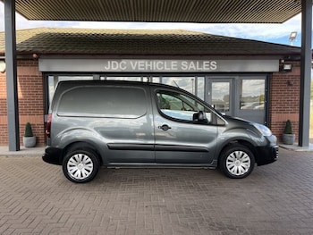 Used Citroen Berlingo 2016 for sale - 75916683: Photo