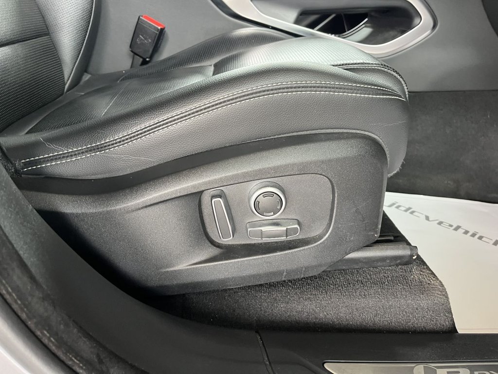 Used Jaguar F-Pace 2021 for sale - 78083122: Photo 26