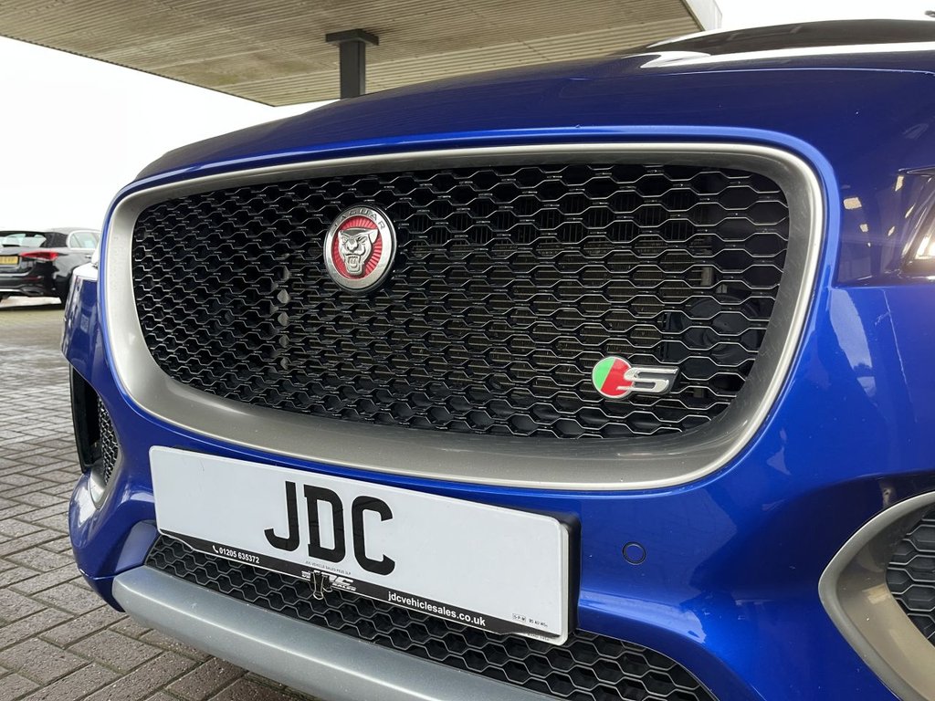 Used Jaguar F-Pace 2016 for sale - 77276310: Photo 21