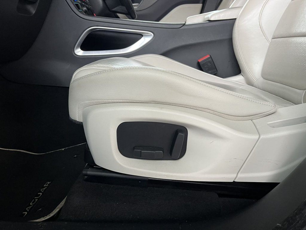 Used Jaguar F-Pace 2016 for sale - 77276310: Photo 48