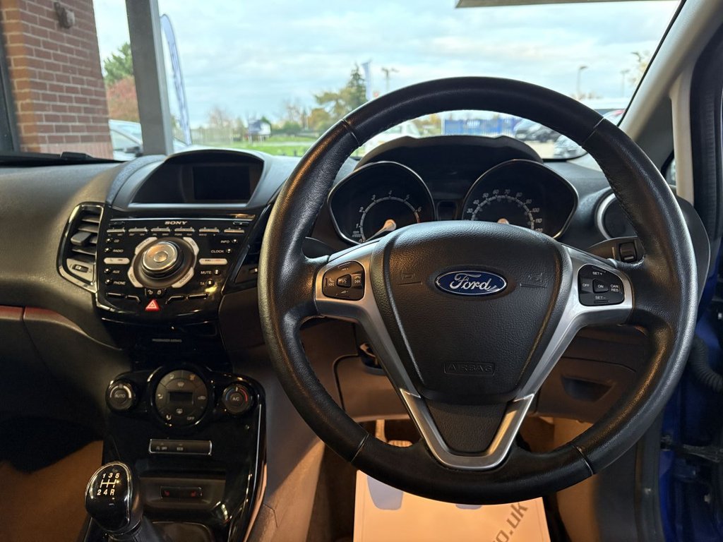 Used Ford Fiesta 2015 for sale - 76520565: Photo 14