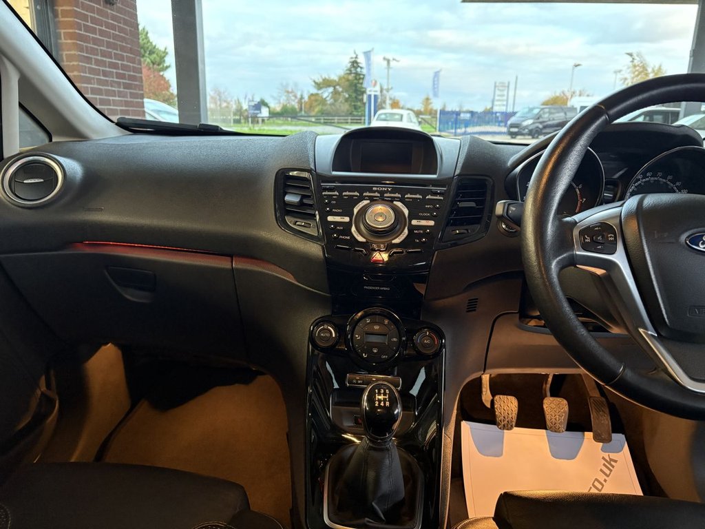 Used Ford Fiesta 2015 for sale - 76520565: Photo 15