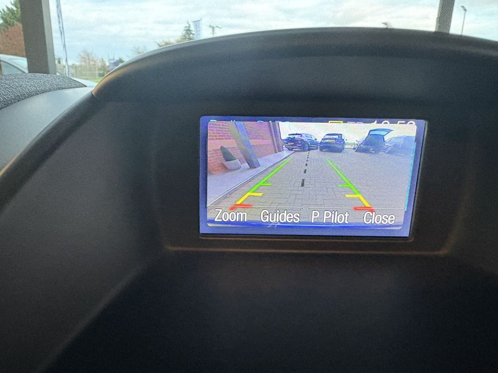 Used Ford Fiesta 2015 for sale - 76520565: Photo 17