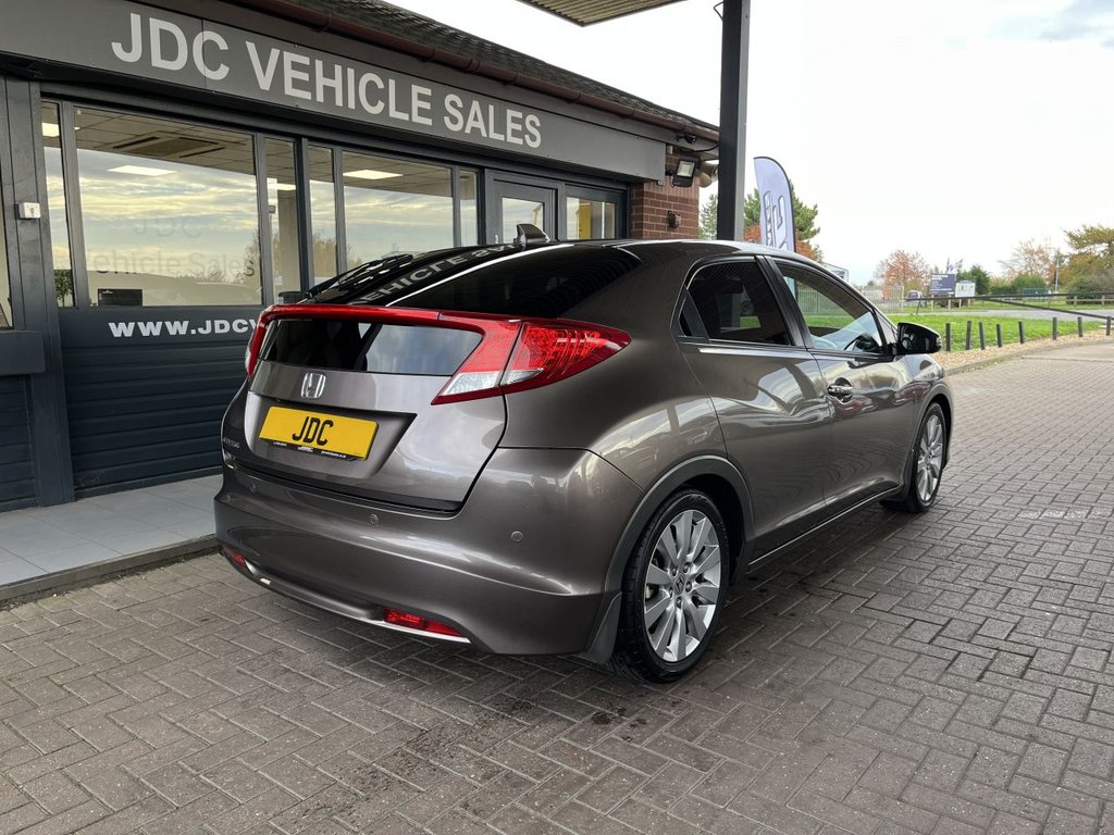 Used Honda Civic 2014 for sale - 76482368: Photo 11