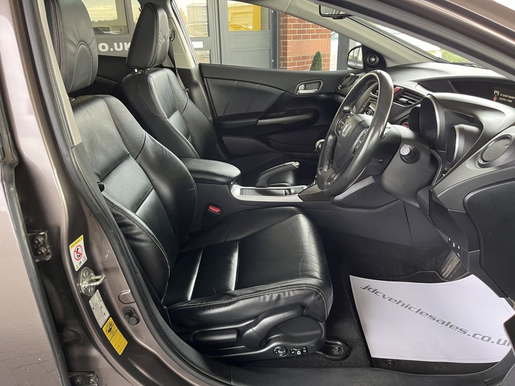 Used Honda Civic 2014 for sale - 76482368: Photo 15