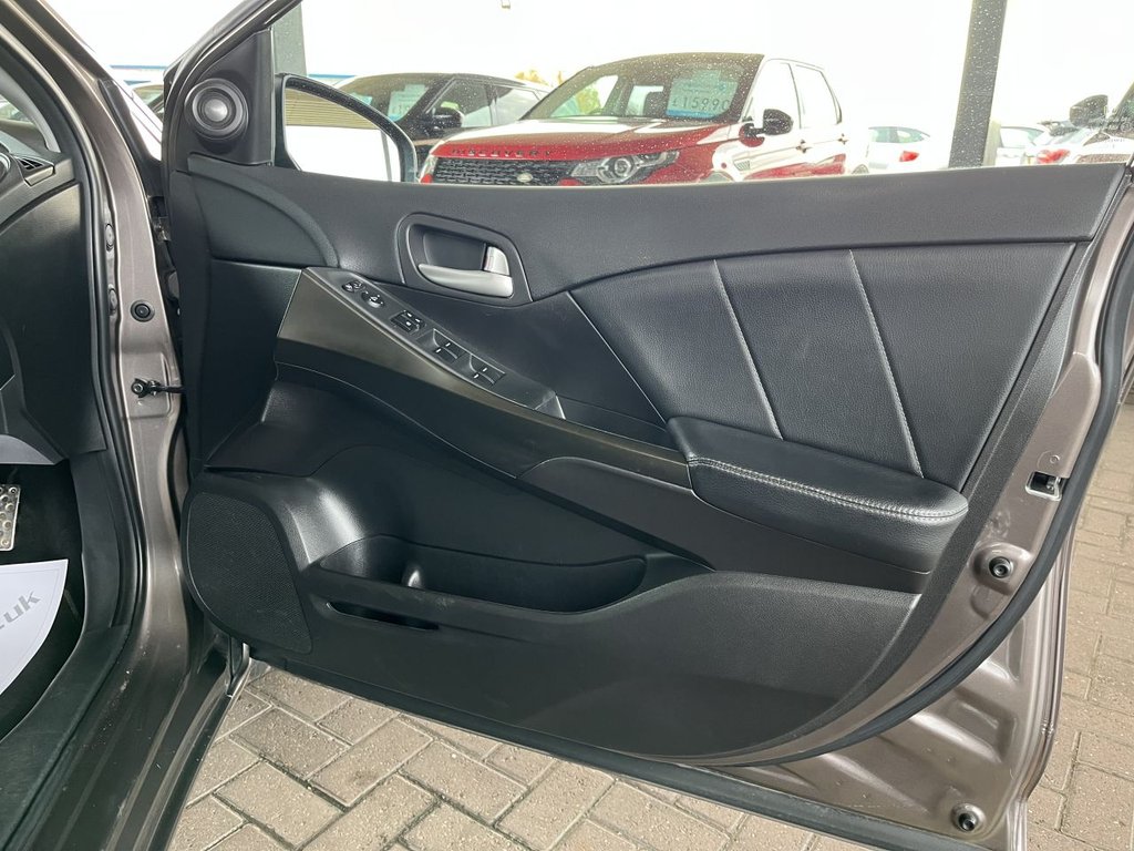 Used Honda Civic 2014 for sale - 76482368: Photo 17