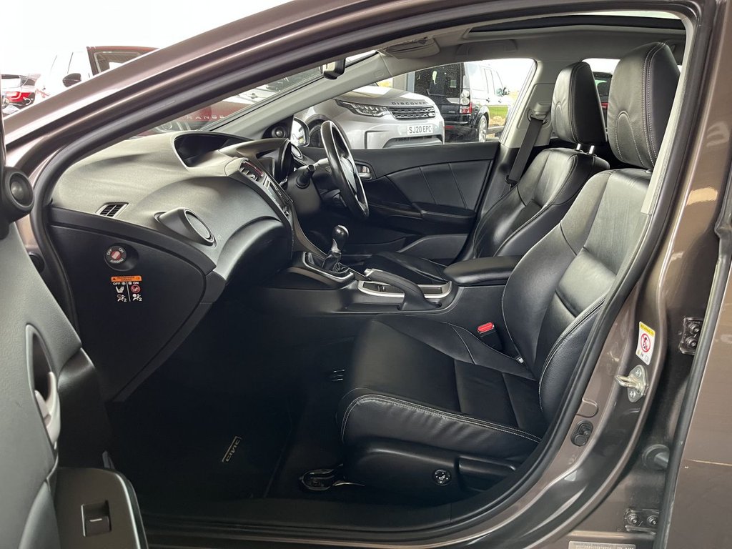 Used Honda Civic 2014 for sale - 76482368: Photo 28