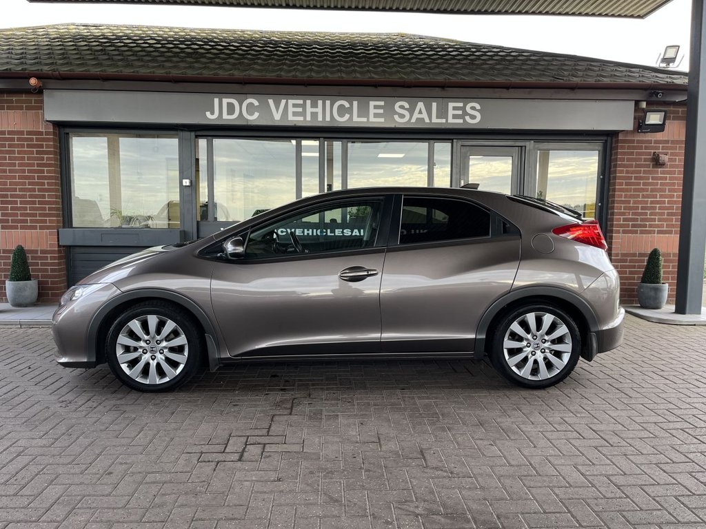 Used Honda Civic 2014 for sale - 76482368: Photo 5