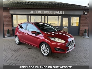 2016 (16) - 1.0 EcoBoost 125 Titanium 5dr