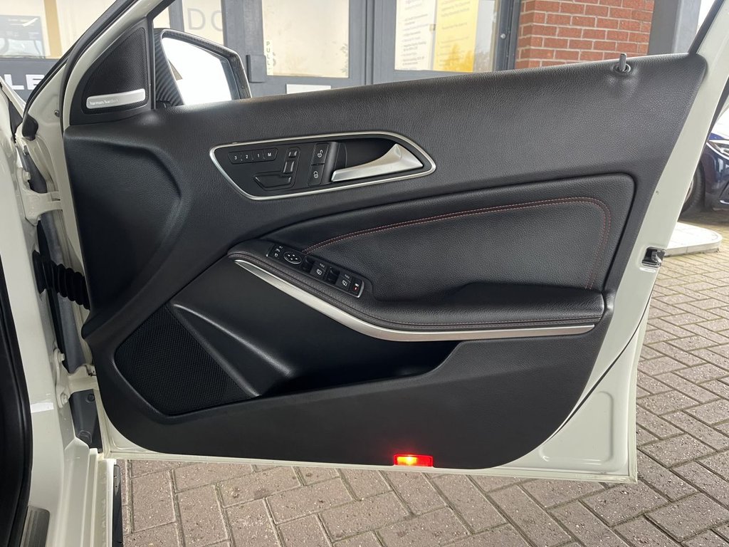 Used Mercedes-Benz A-Class 2014 for sale - 76973468: Photo 21