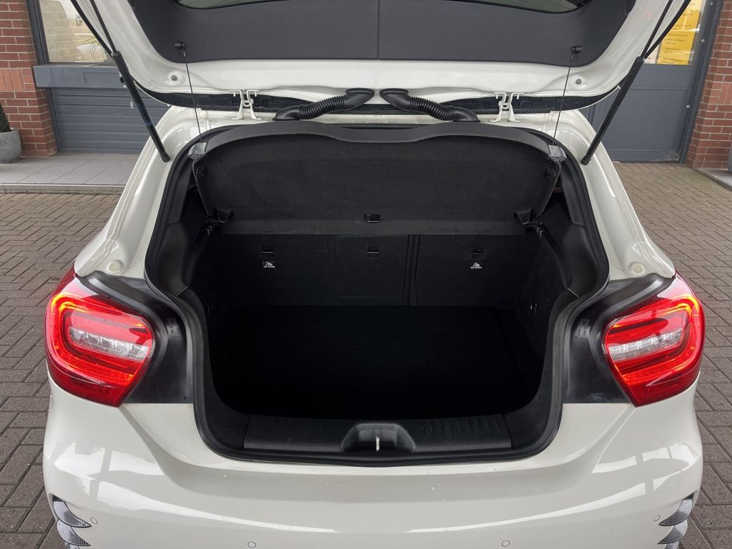 Used Mercedes-Benz A-Class 2014 for sale - 76973468: Photo 32