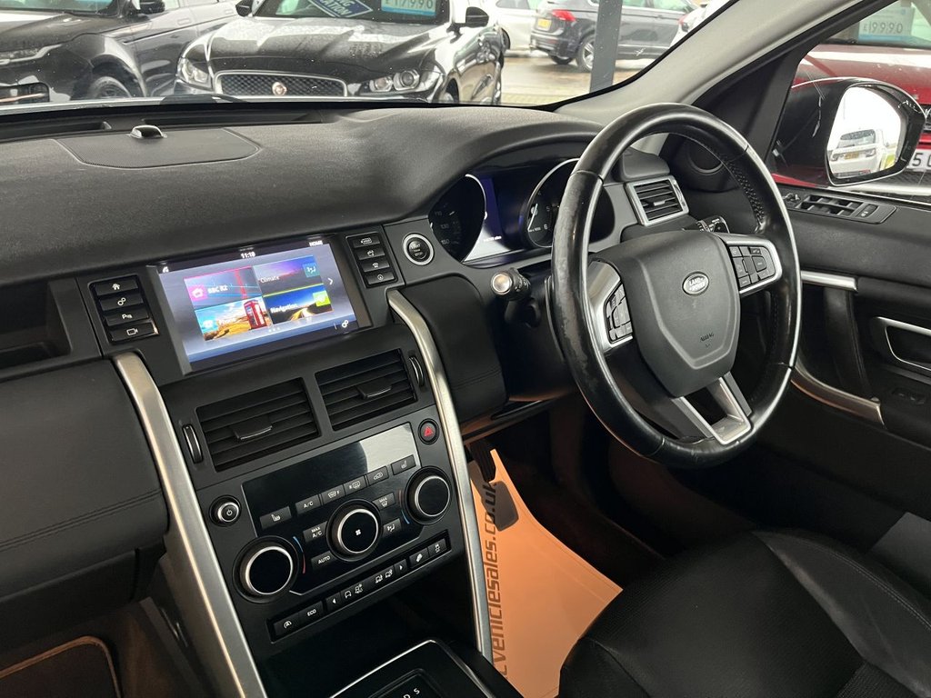 Used Land Rover Discovery Sport 2016 for sale - 76986254: Photo 31