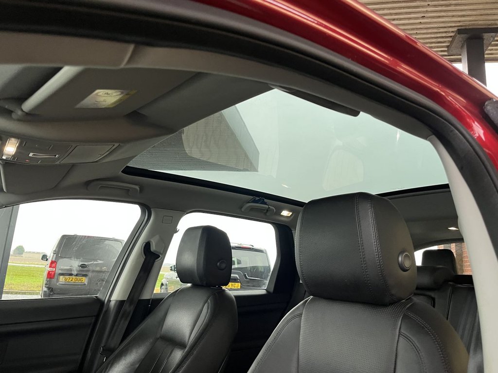 Used Land Rover Discovery Sport 2016 for sale - 76986254: Photo 32