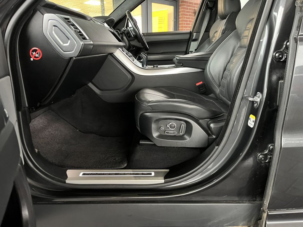 Used Land Rover Range Rover Sport 2017 for sale - 76751198: Photo 46