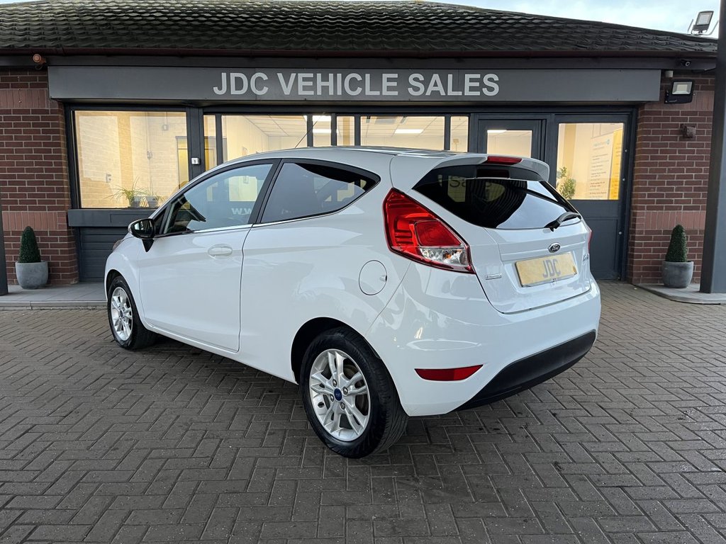 Used Ford Fiesta 2016 for sale - 76510188: Photo 2