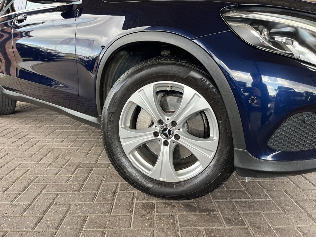 Used Mercedes-Benz GLC 2019 for sale - 78083030: Photo 19