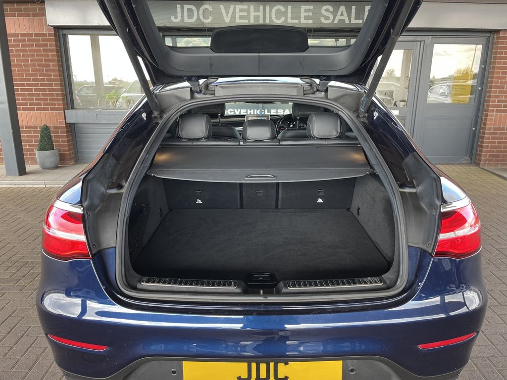 Used Mercedes-Benz GLC 2019 for sale - 78083030: Photo 36