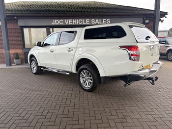 Used Mitsubishi L200 2016 for sale - 77327607: Photo