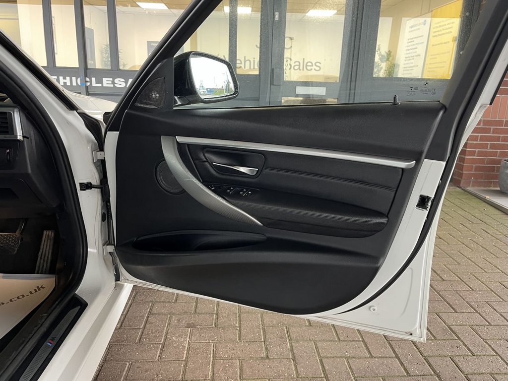 Used BMW 3 Series 2017 for sale - 76986116: Photo 20