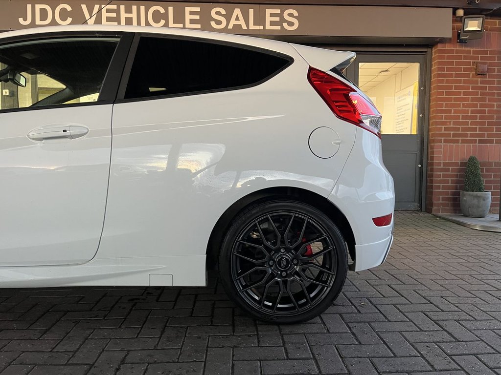 Used Ford Fiesta 2014 for sale - 76740561: Photo 13