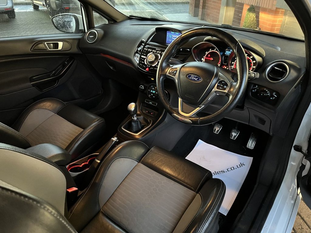 Used Ford Fiesta 2014 for sale - 76740561: Photo 16