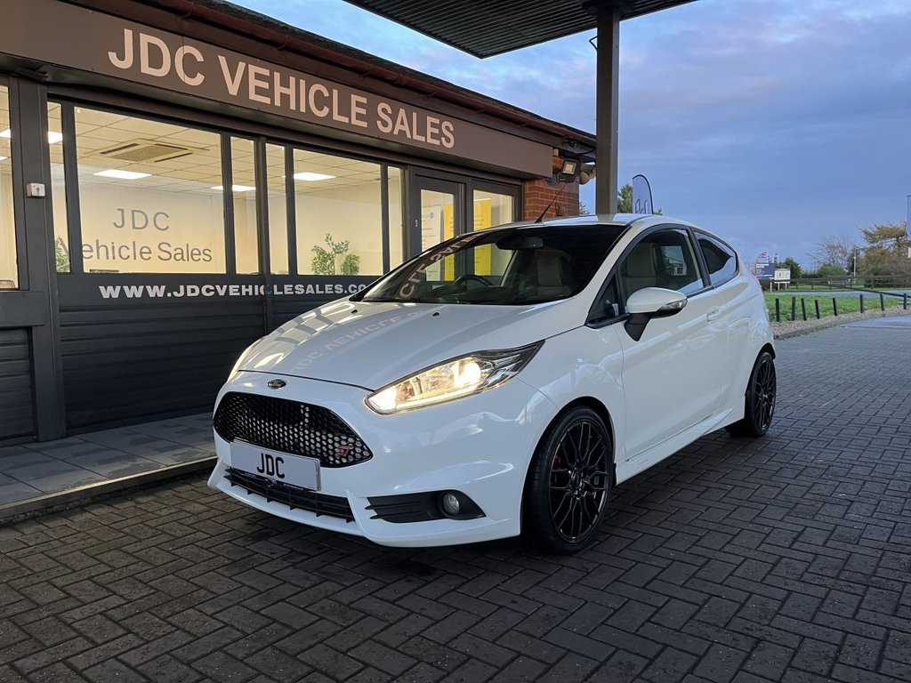 Used Ford Fiesta 2014 for sale - 76740561: Photo 8