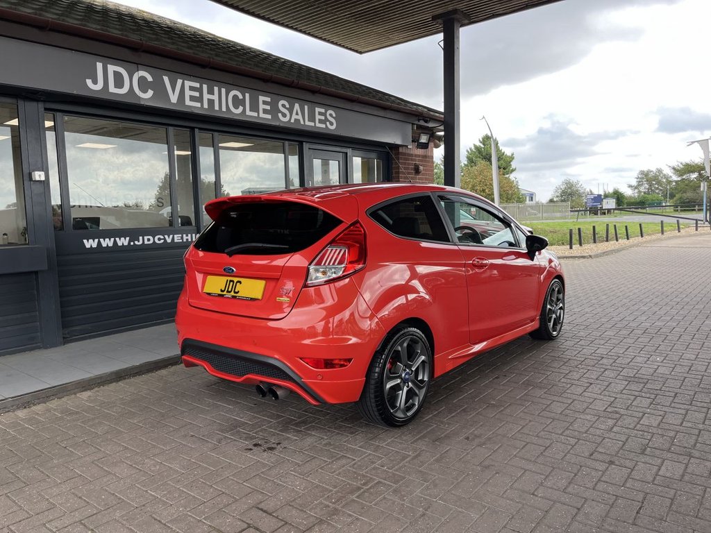 Used Ford Fiesta 2016 for sale - 76010380: Photo 11