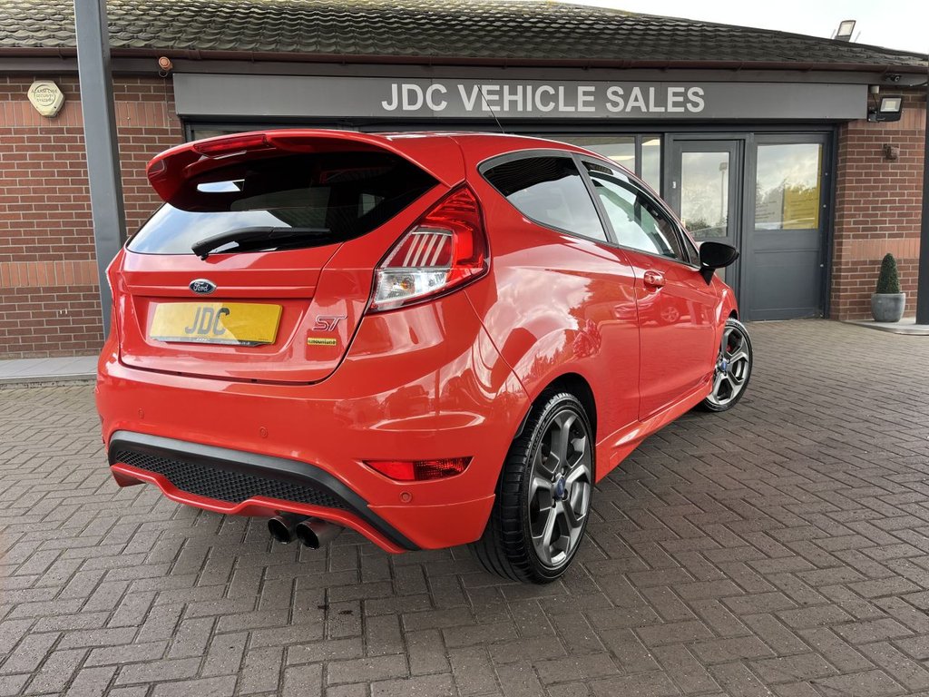 Used Ford Fiesta 2016 for sale - 76010380: Photo 15