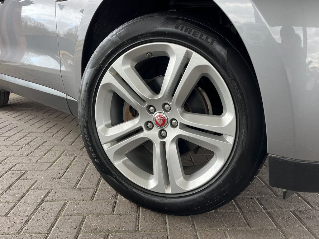 Used Jaguar F-Pace 2020 for sale - 77905171: Photo 17