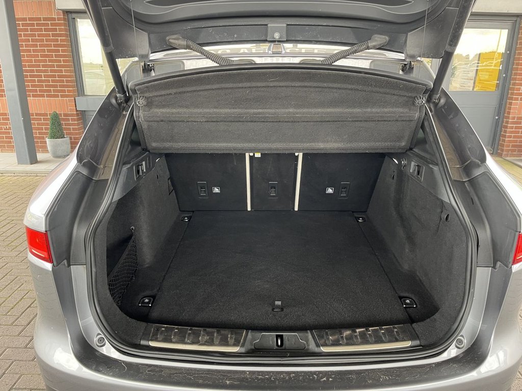Used Jaguar F-Pace 2020 for sale - 77905171: Photo 40