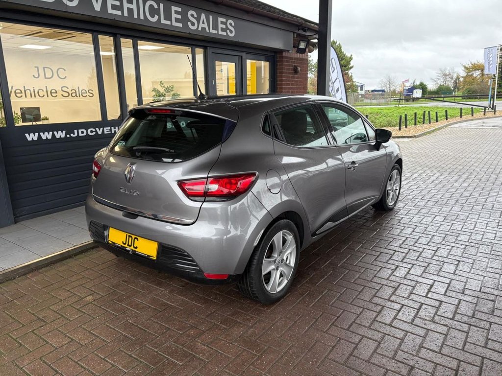 Used Renault Clio 2016 for sale - 76783892: Photo 10