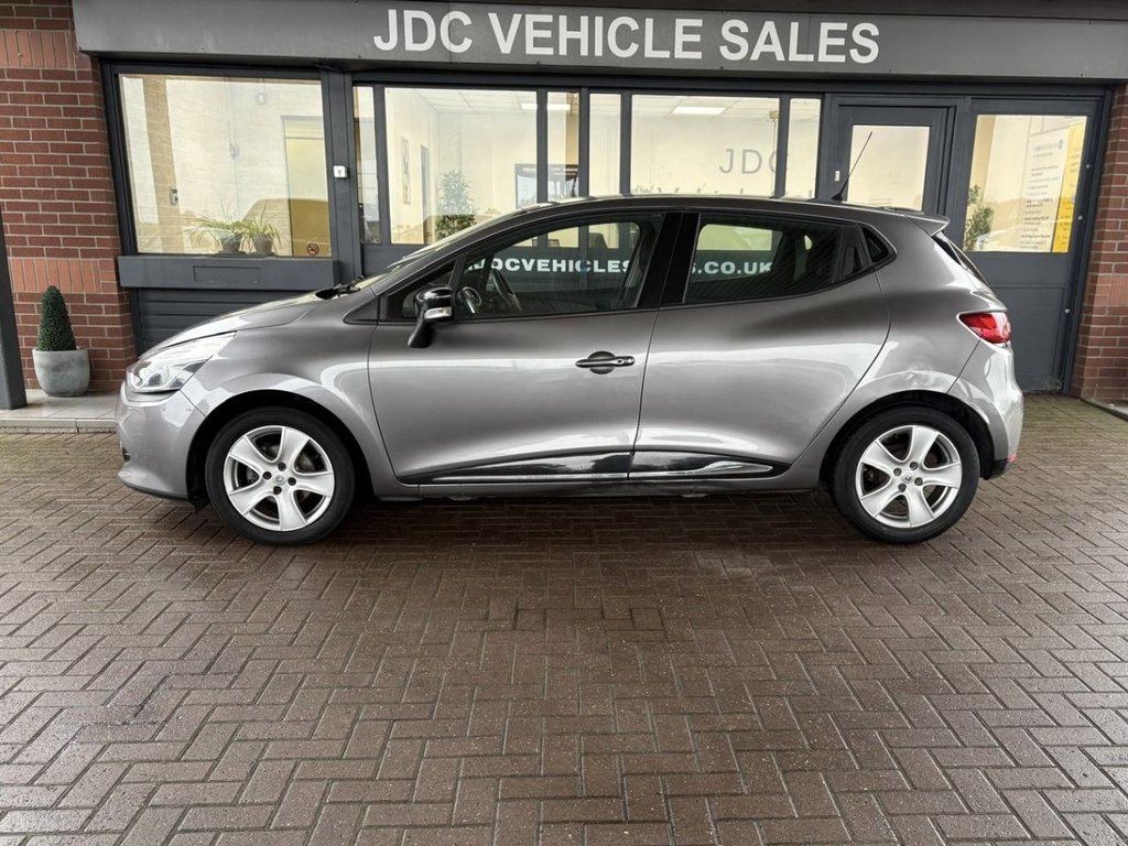 Used Renault Clio 2016 for sale - 76783892: Photo 4