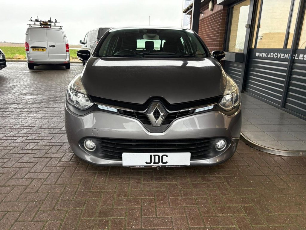 Used Renault Clio 2016 for sale - 76783892: Photo 6