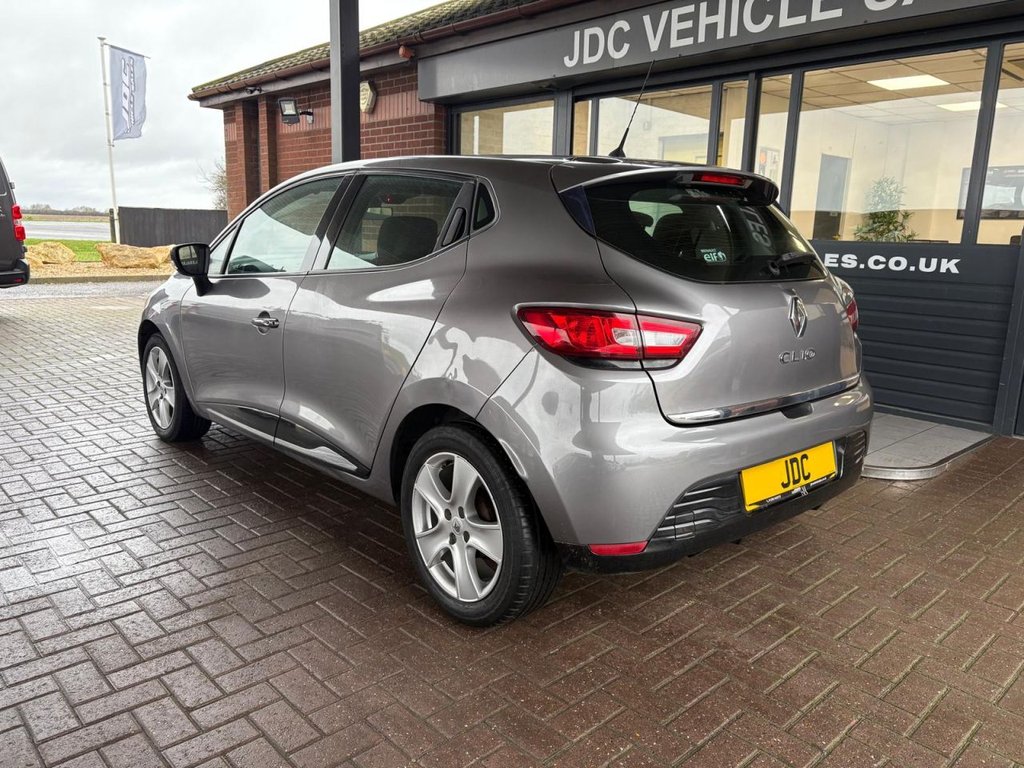 Used Renault Clio 2016 for sale - 76783892: Photo 8