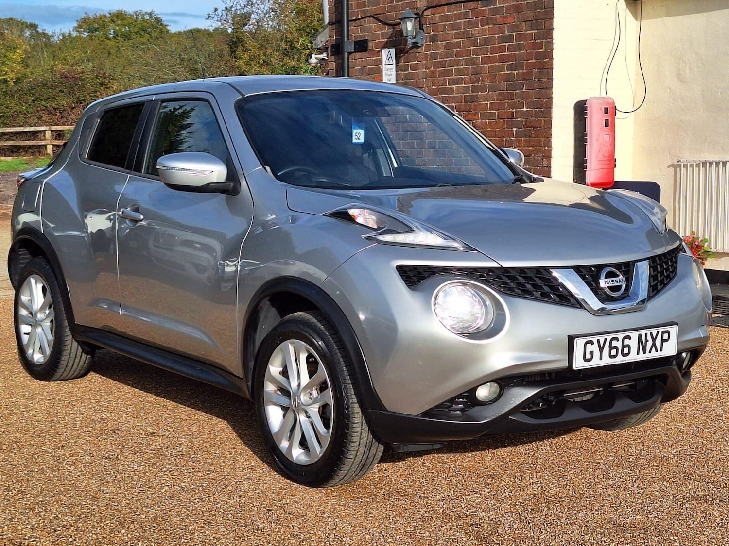 Used Nissan Juke 2016 for sale - 76350691: Photo 1