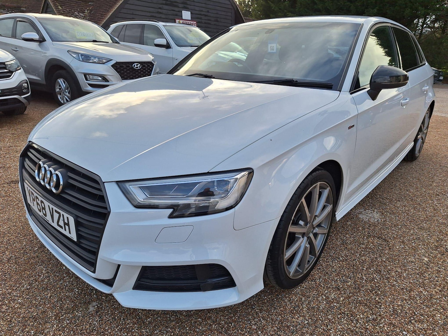 Used Audi A3 2018 for sale - 76338674: Photo 3