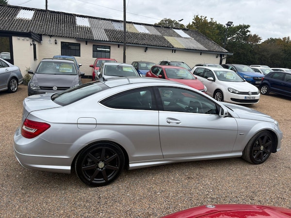 Used Mercedes-Benz C Class 2012 for sale - 76310089: Photo 5