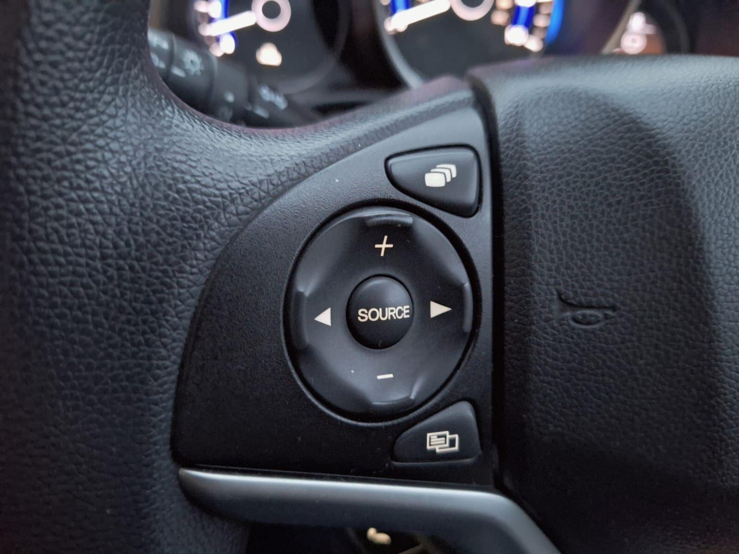 Used Honda Jazz 2016 for sale - 76552195: Photo 18