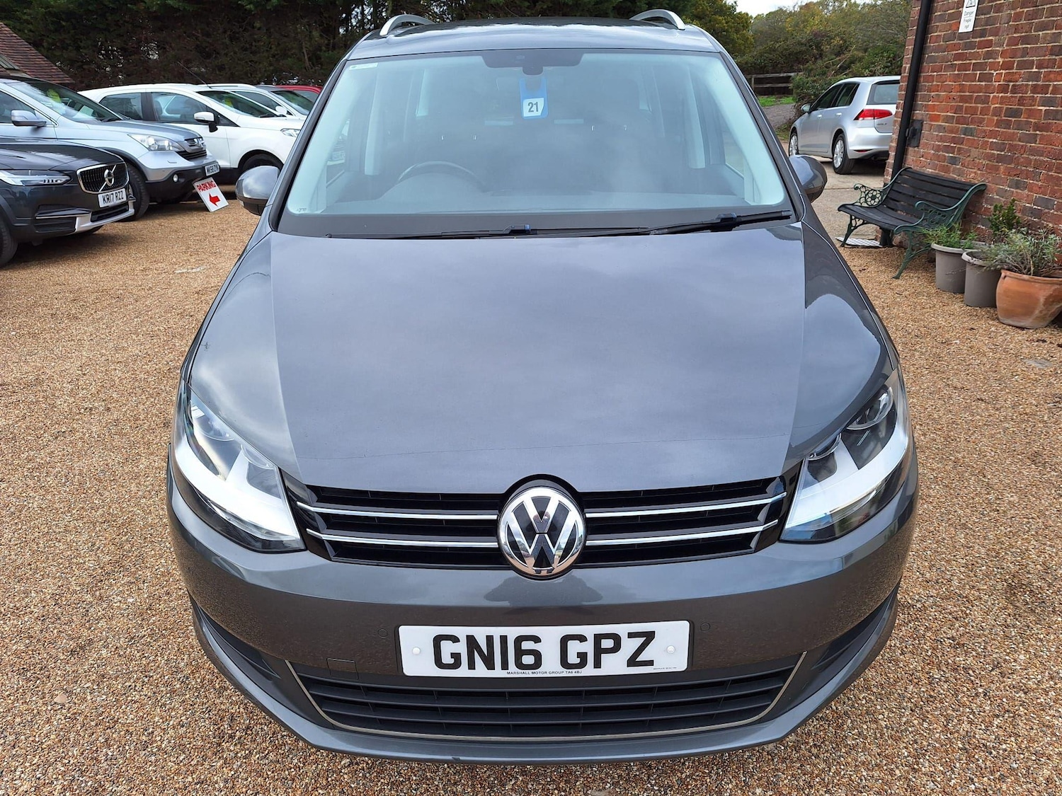 Used Volkswagen Sharan 2016 for sale - 76350688: Photo 2