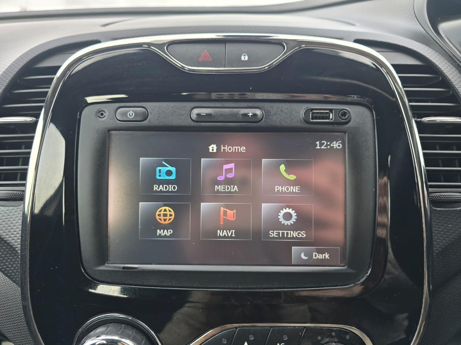 Used Renault Captur 2014 for sale - 76420251: Photo 15