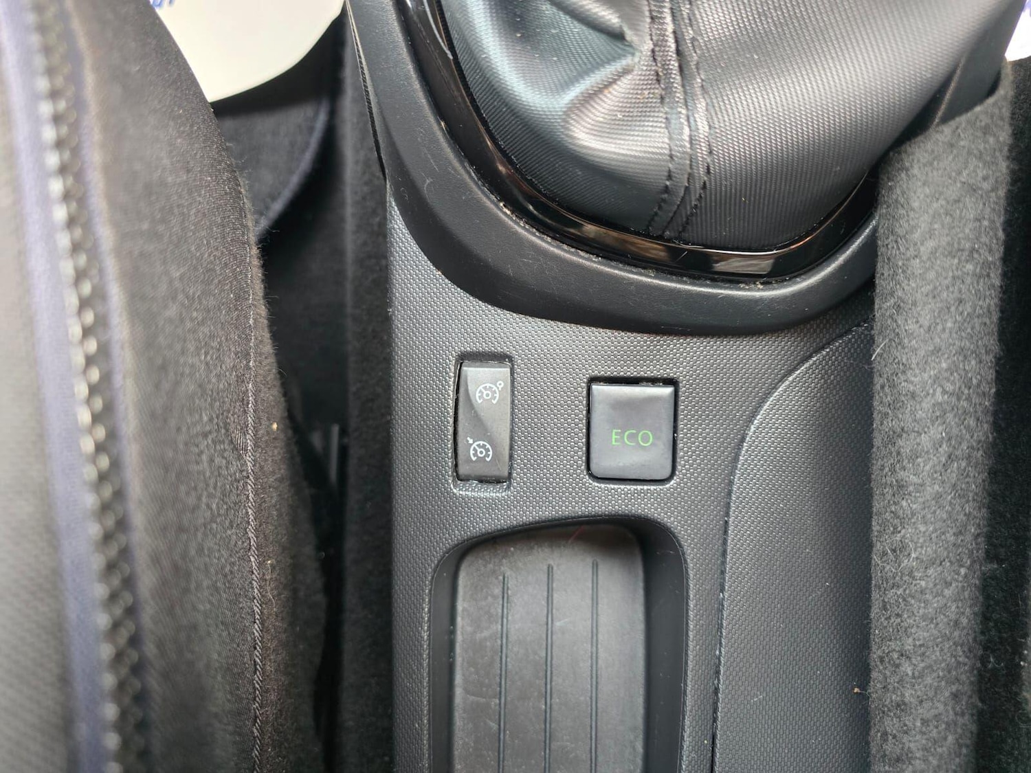 Used Renault Captur 2014 for sale - 76420251: Photo 17