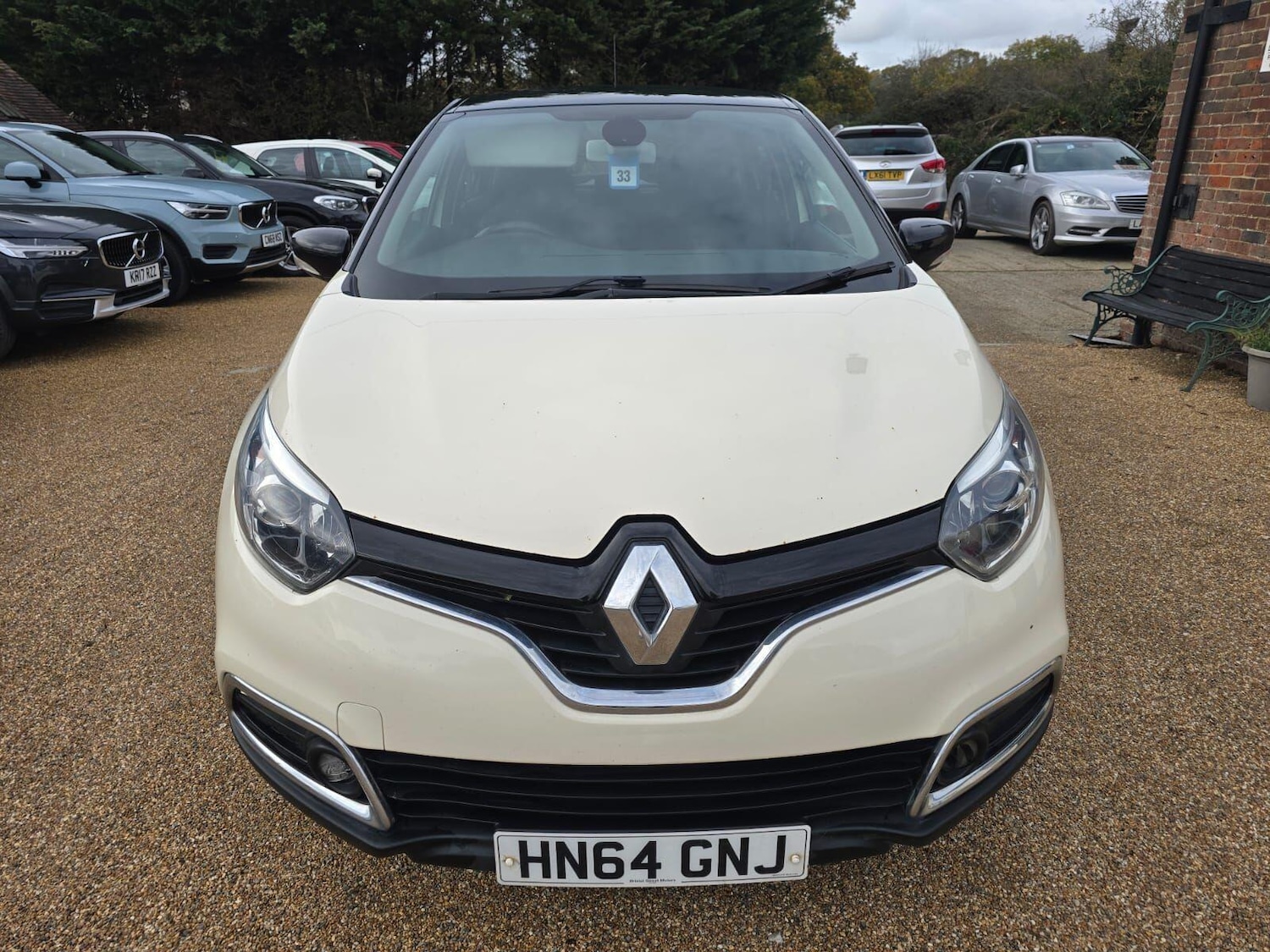 Used Renault Captur 2014 for sale - 76420251: Photo 2