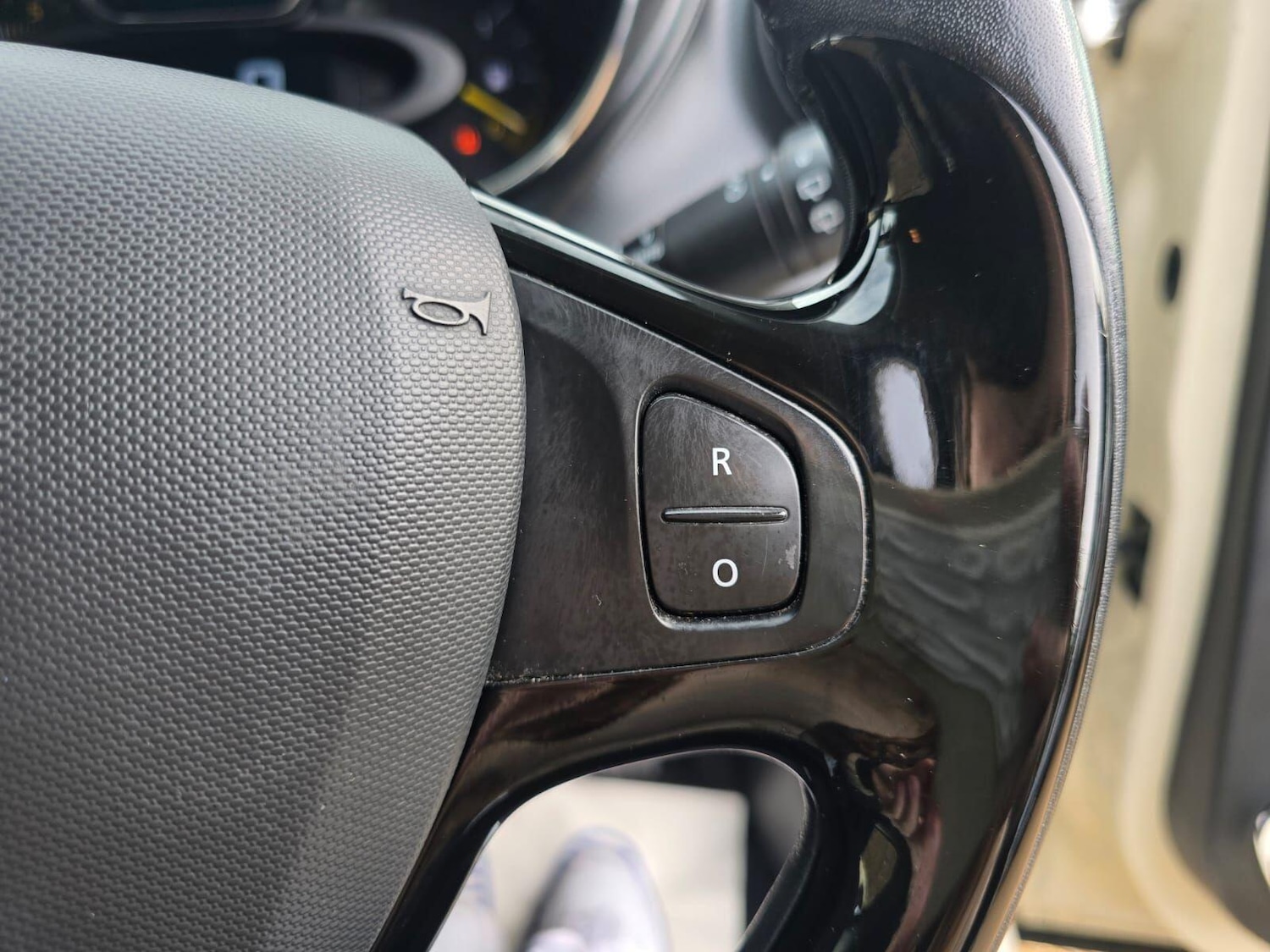 Used Renault Captur 2014 for sale - 76420251: Photo 25