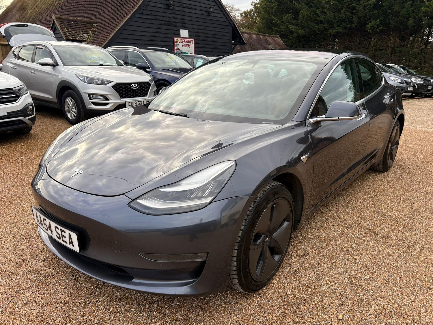 Used Tesla Model 3 2019 for sale - 76574941: Photo 3