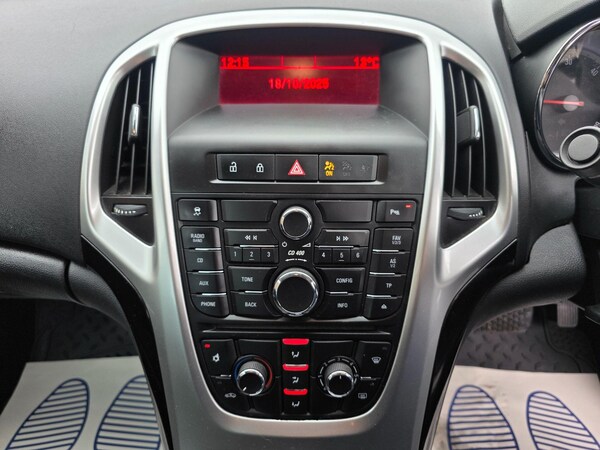 Used Vauxhall Astra 2011 for sale - 76315776: Photo 19