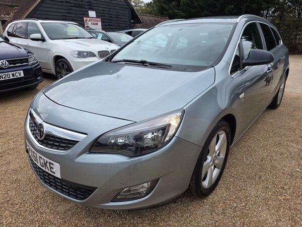 Used Vauxhall Astra 2011 for sale - 76315776: Photo 3