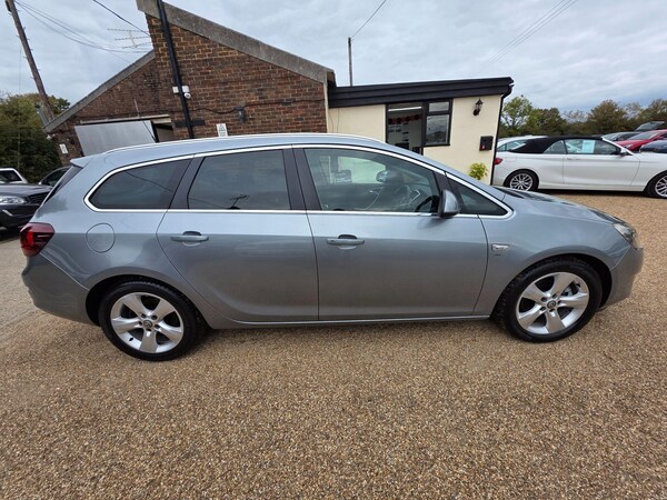 Used Vauxhall Astra 2011 for sale - 76315776: Photo 6