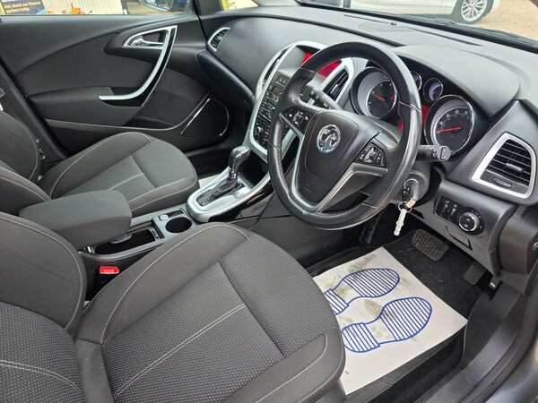 Used Vauxhall Astra 2011 for sale - 76315776: Photo 9